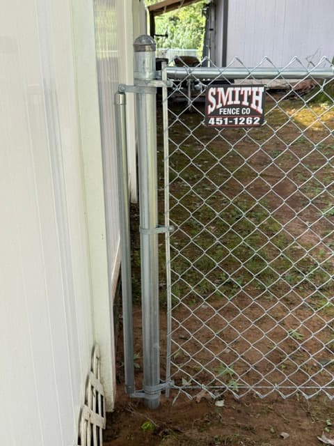 Professional shadow box fence construction Louisville KY services